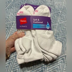 Hanes White Athletic Crew Socks - Pack of 6 Pairs